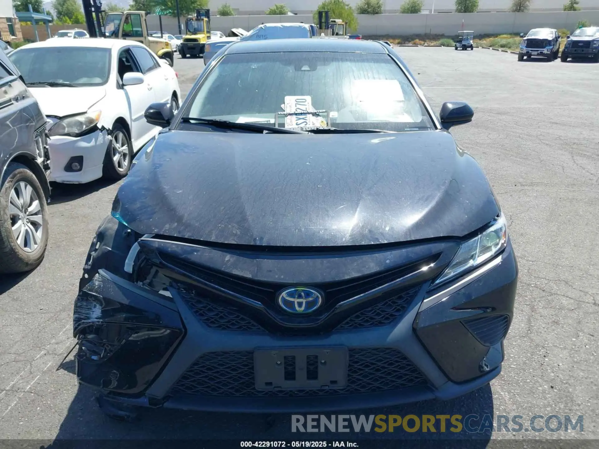 13 Photograph of a damaged car 4T1G31AK1LU014512 TOYOTA CAMRY 2020