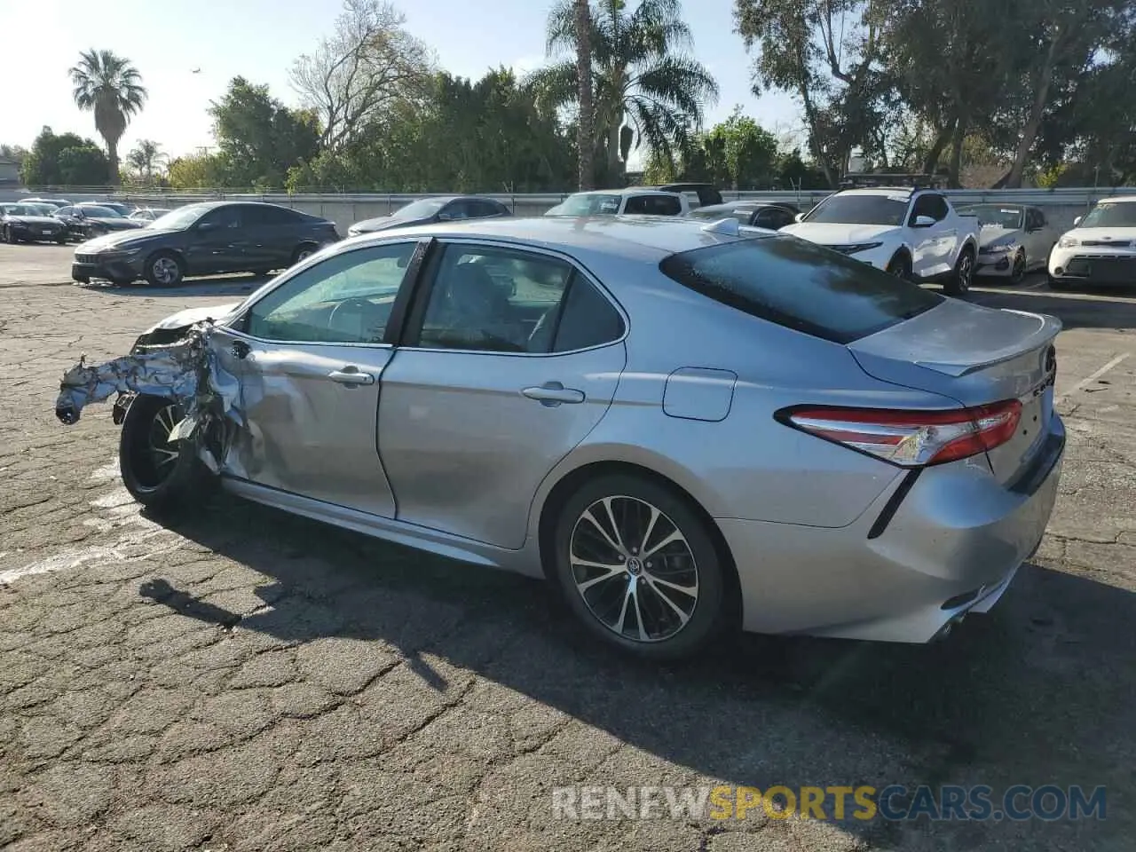 2 Photograph of a damaged car 4T1G31AK1LU520034 TOYOTA CAMRY 2020