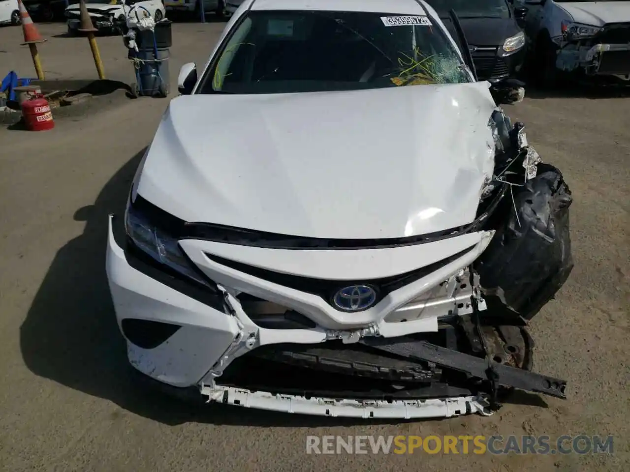 7 Photograph of a damaged car 4T1G31AK1LU543748 TOYOTA CAMRY 2020