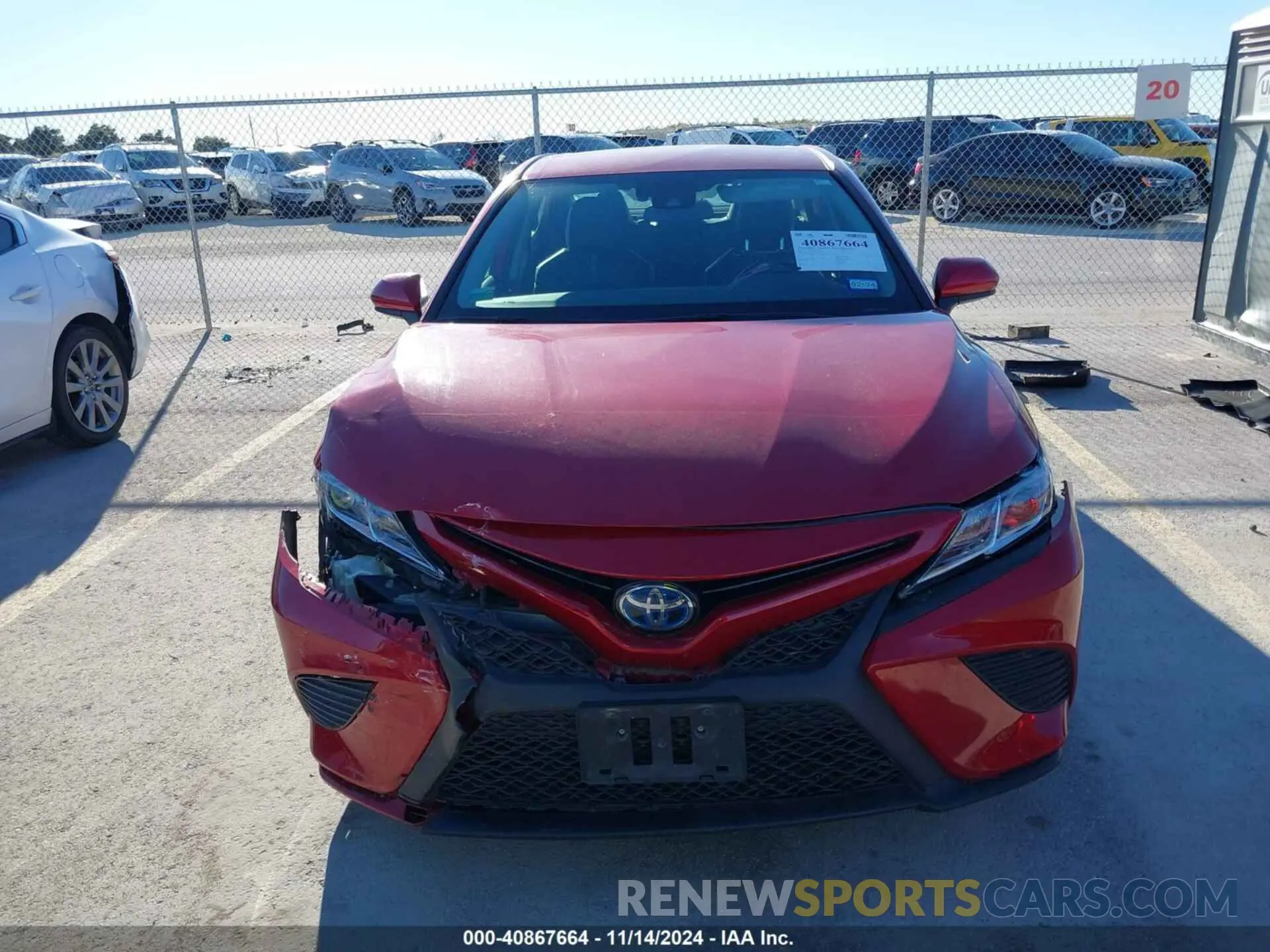 12 Photograph of a damaged car 4T1G31AK2LU014437 TOYOTA CAMRY 2020