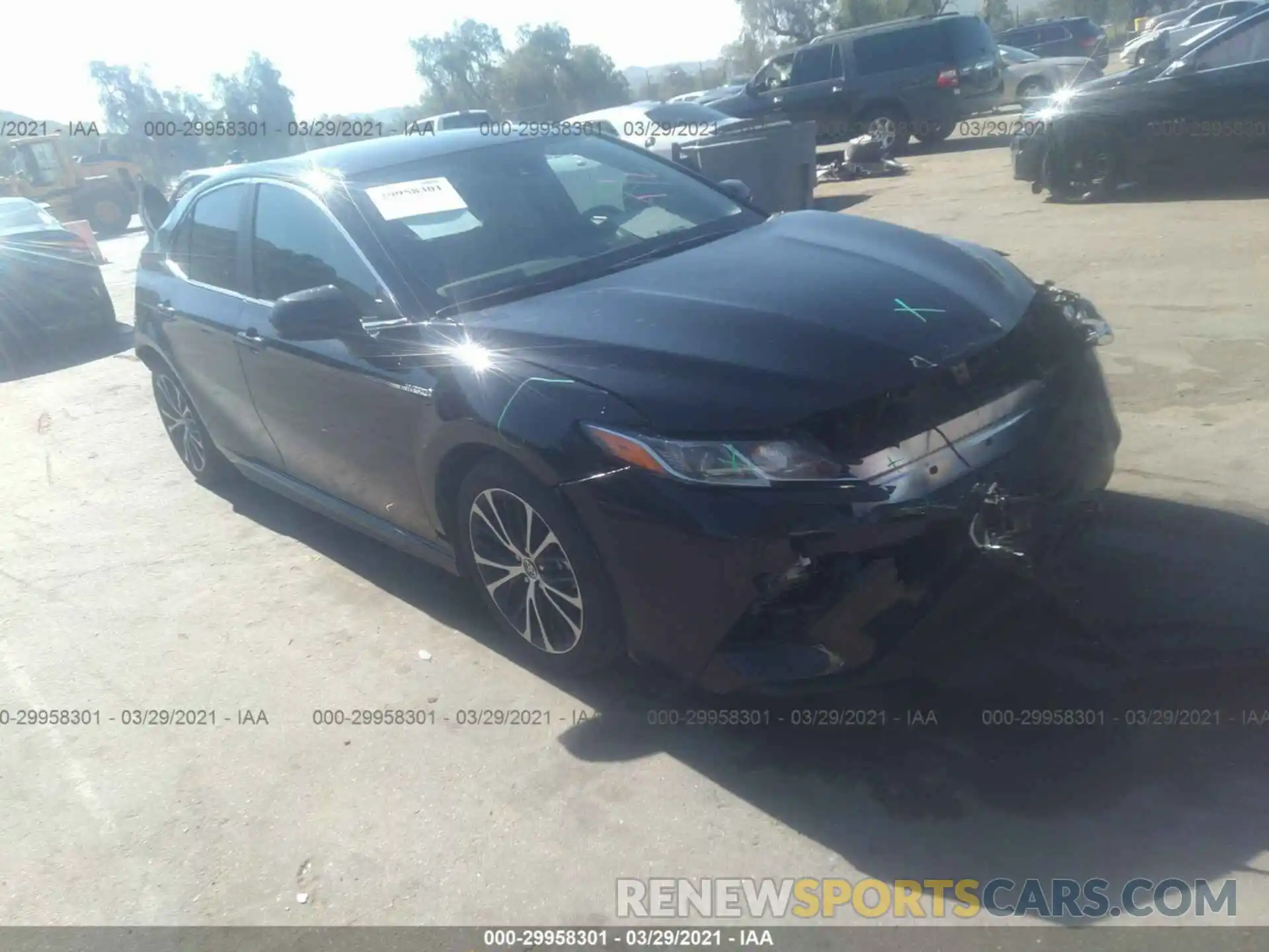 1 Photograph of a damaged car 4T1G31AK2LU533892 TOYOTA CAMRY 2020