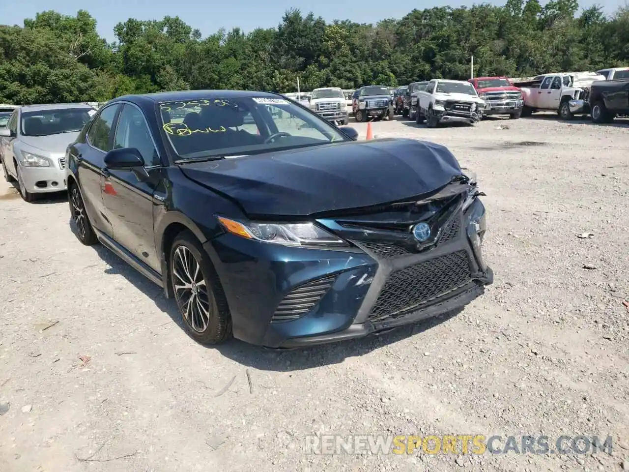 9 Photograph of a damaged car 4T1G31AK3LU525350 TOYOTA CAMRY 2020