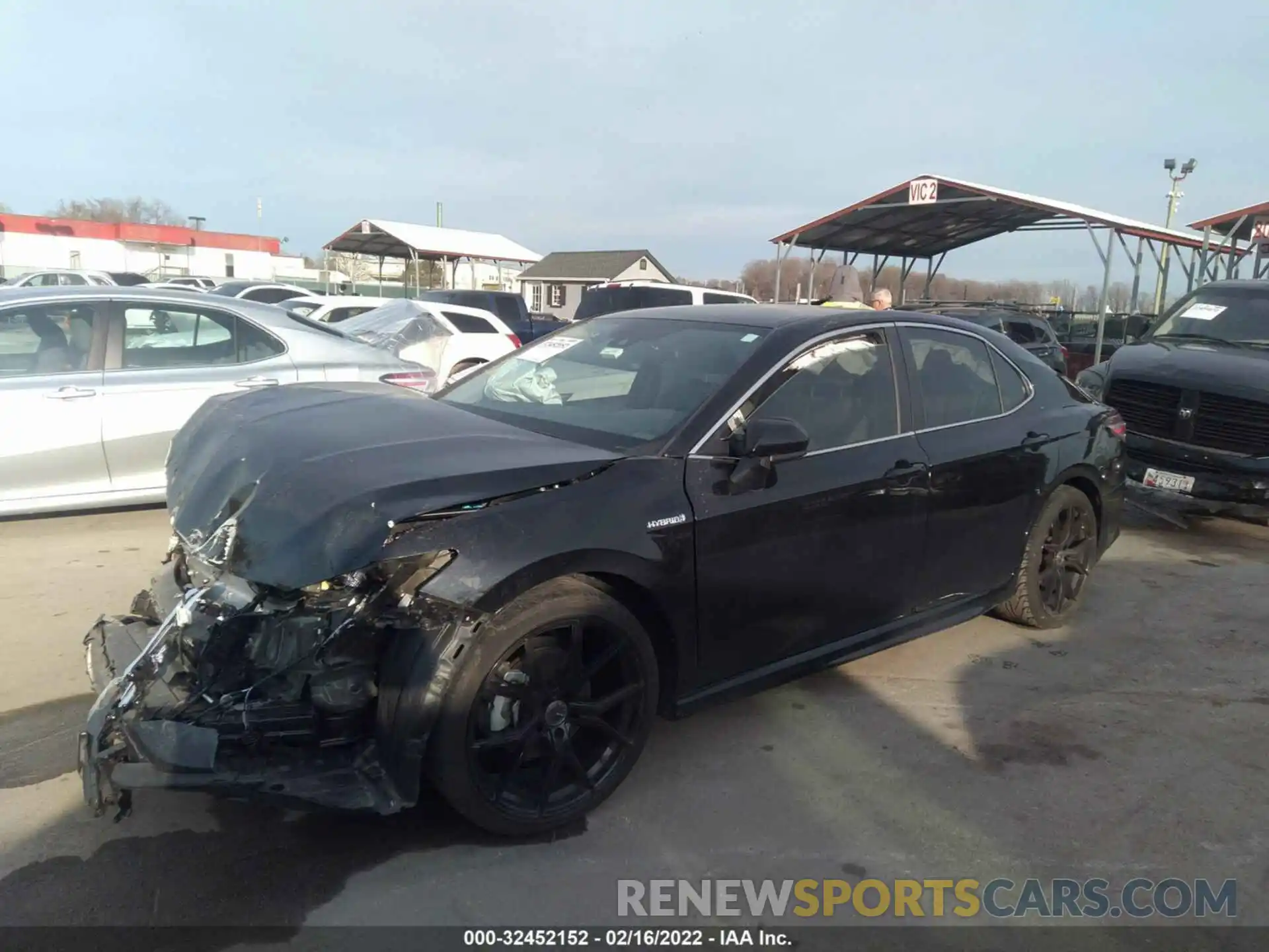 2 Photograph of a damaged car 4T1G31AK4LU014004 TOYOTA CAMRY 2020