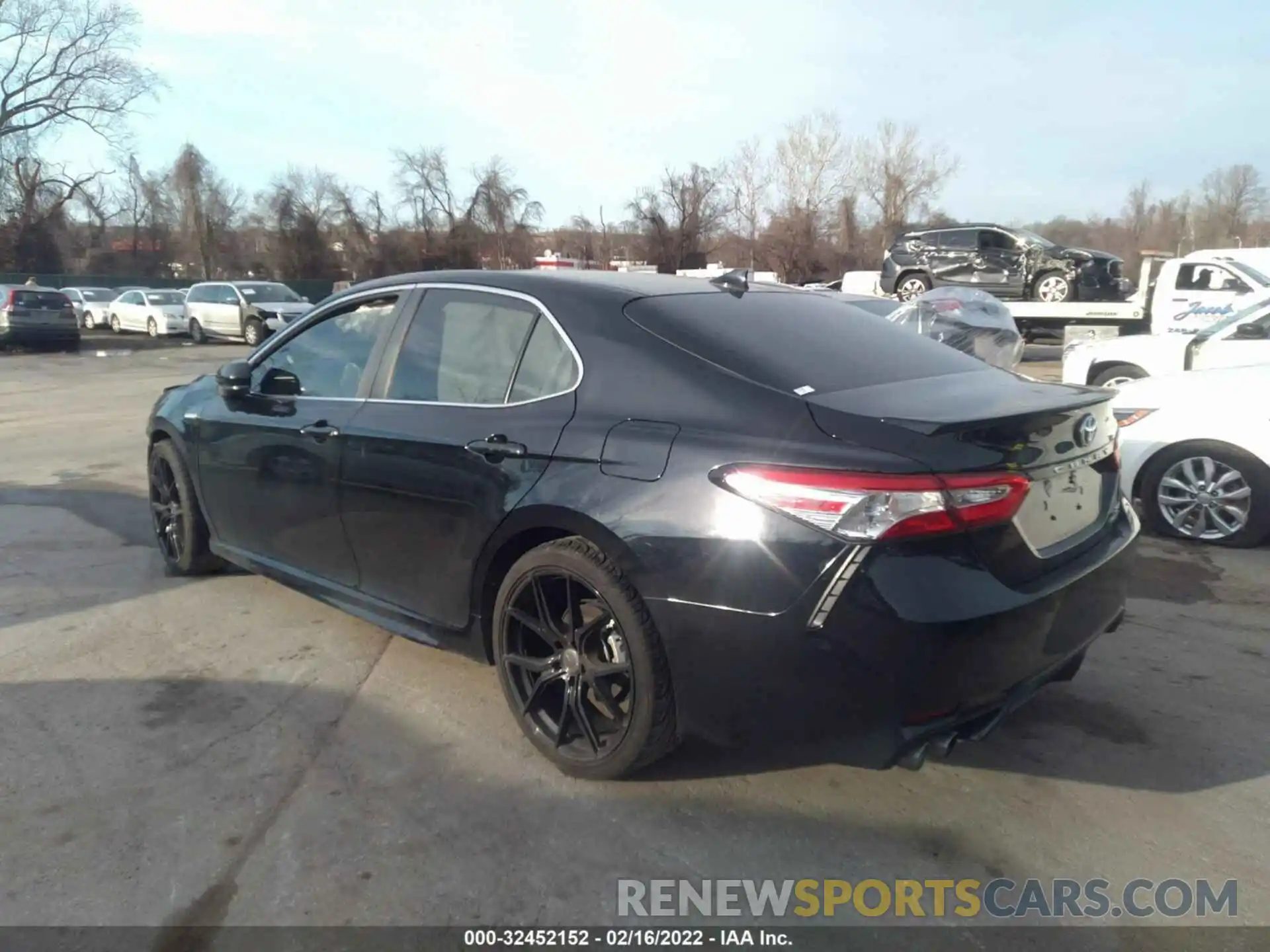 3 Photograph of a damaged car 4T1G31AK4LU014004 TOYOTA CAMRY 2020