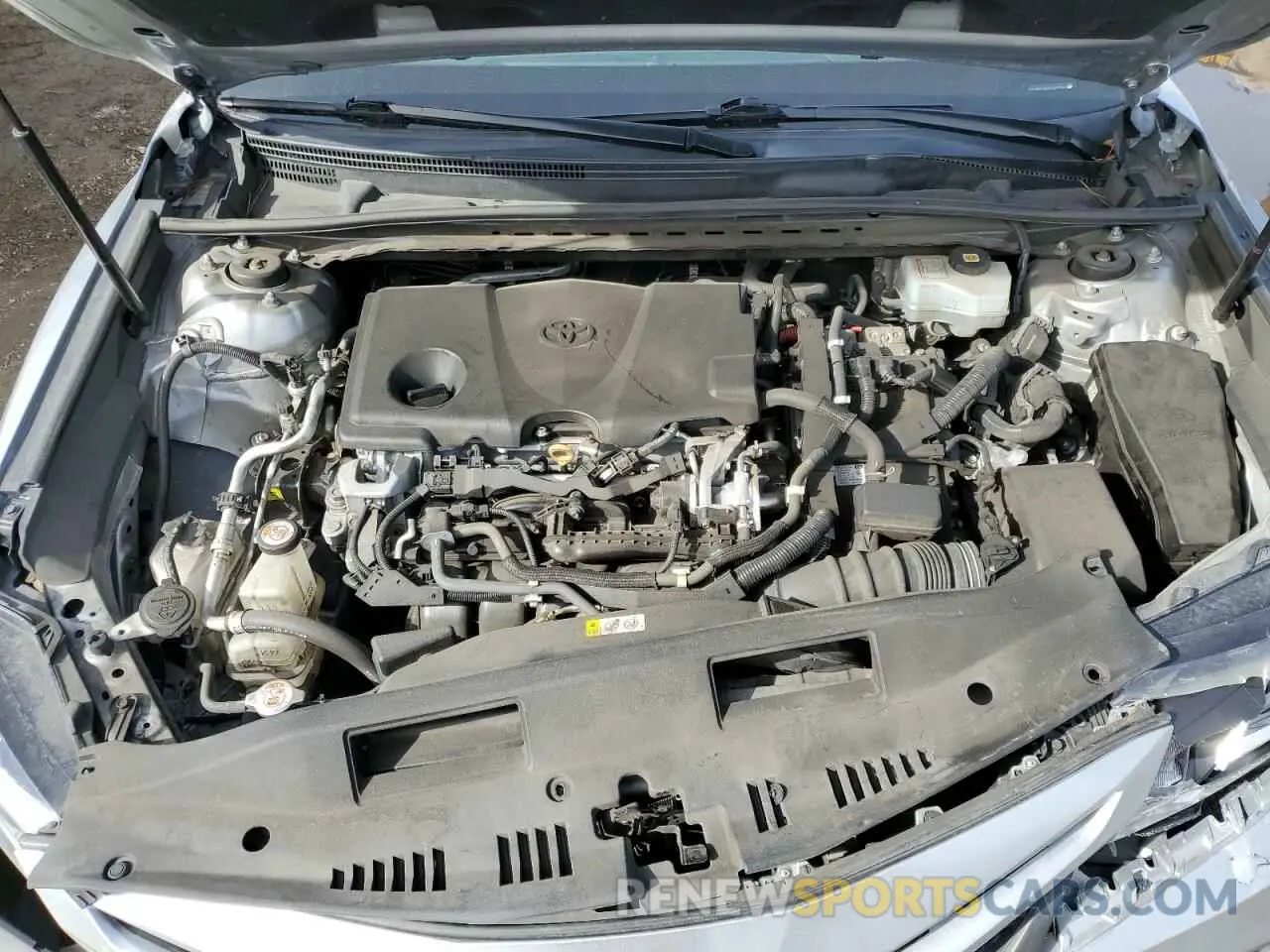 11 Photograph of a damaged car 4T1G31AK4LU017257 TOYOTA CAMRY 2020