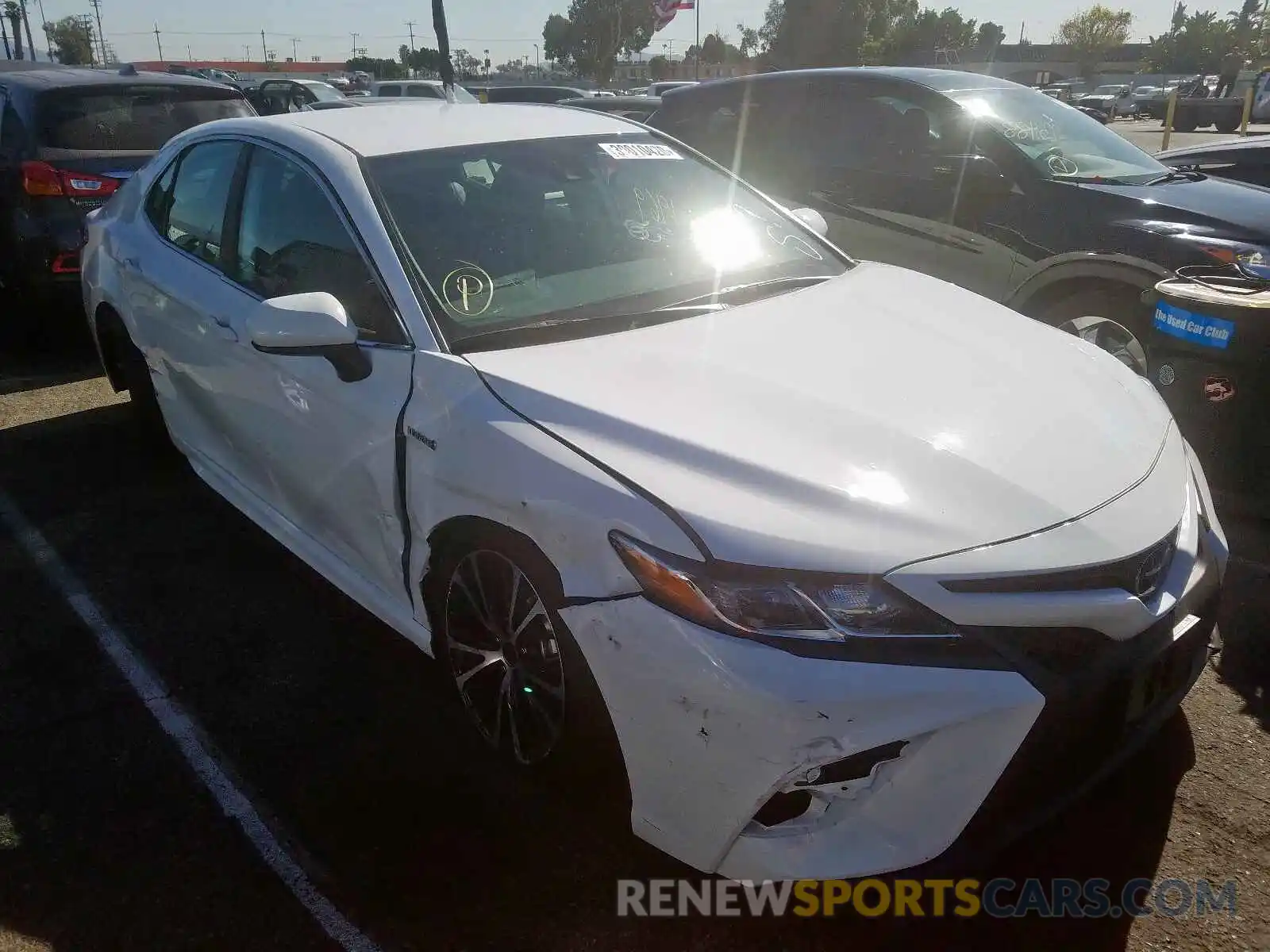 1 Photograph of a damaged car 4T1G31AK9LU521951 TOYOTA CAMRY 2020