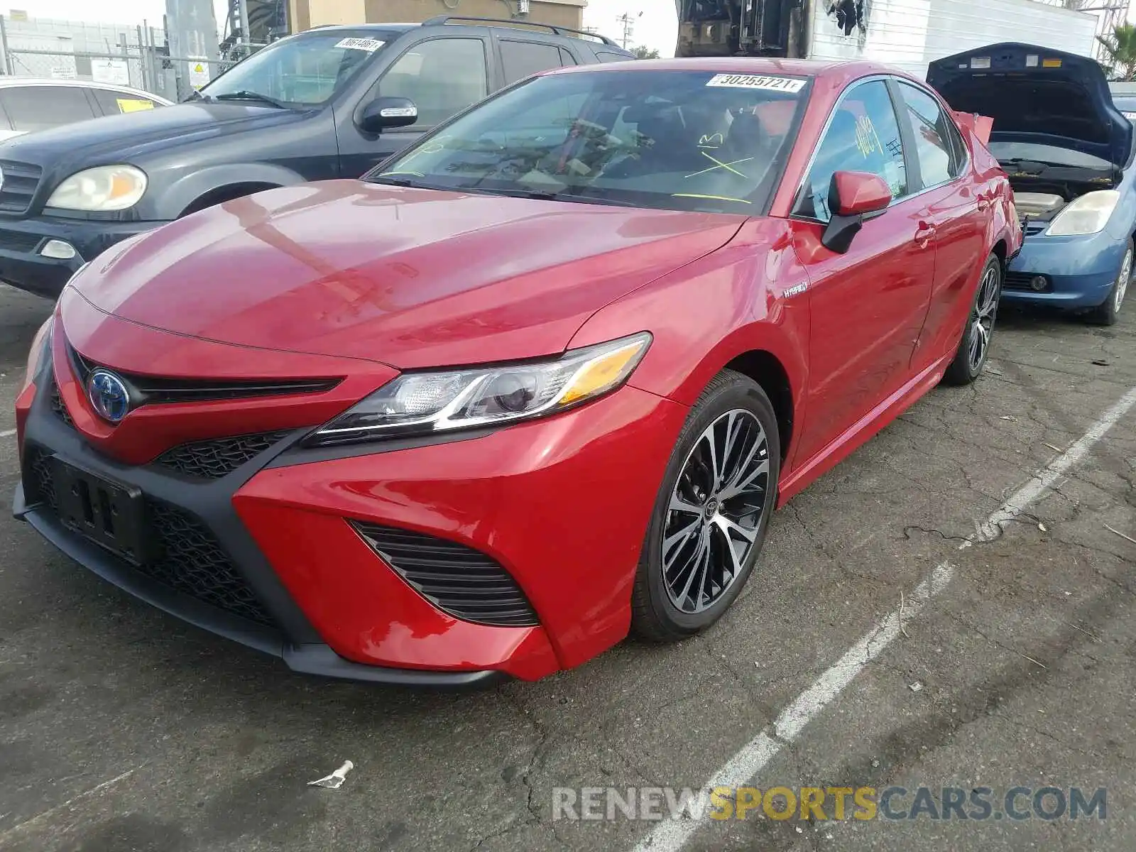 2 Photograph of a damaged car 4T1G31AKXLU018753 TOYOTA CAMRY 2020