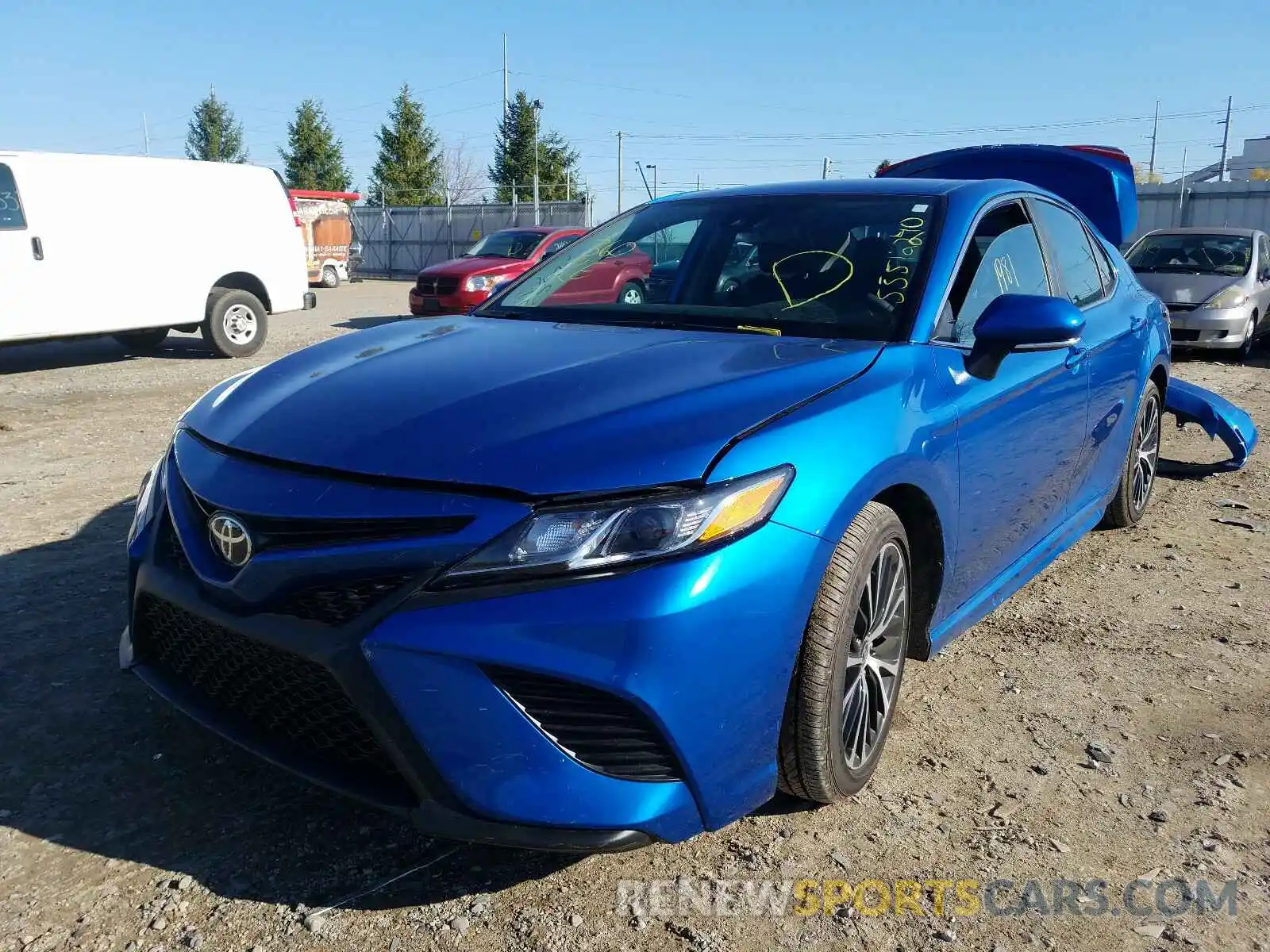 2 Photograph of a damaged car 4T1J11AK0LU379324 TOYOTA CAMRY 2020