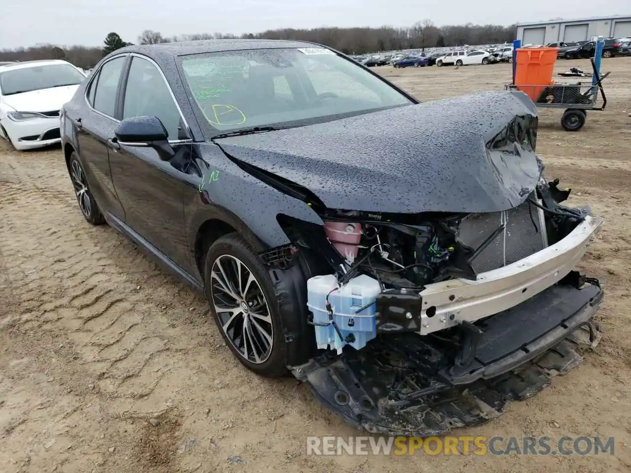 1 Photograph of a damaged car 4T1J11AK0LU859265 TOYOTA CAMRY 2020