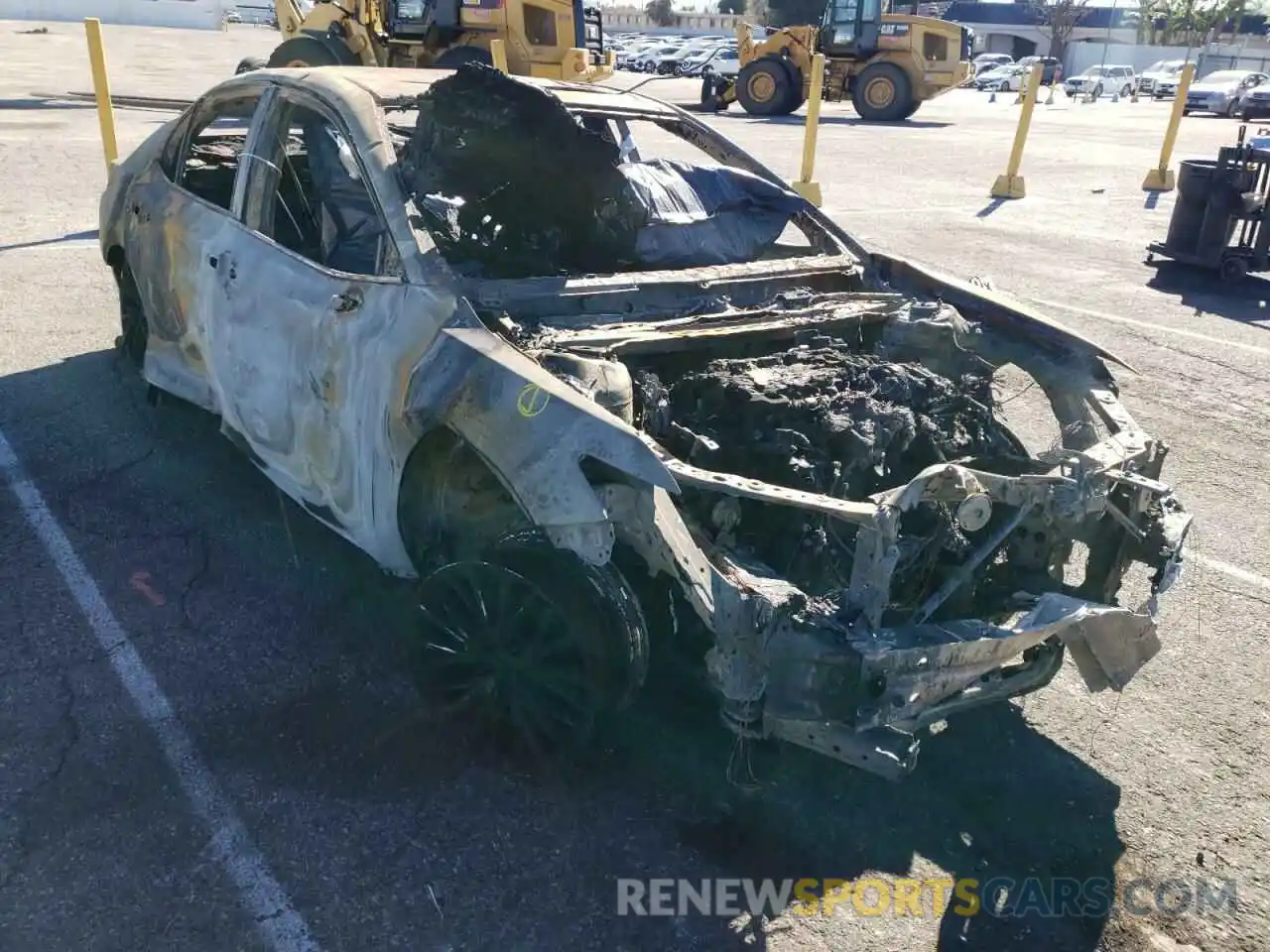 1 Photograph of a damaged car 4T1J11AK1LU323473 TOYOTA CAMRY 2020