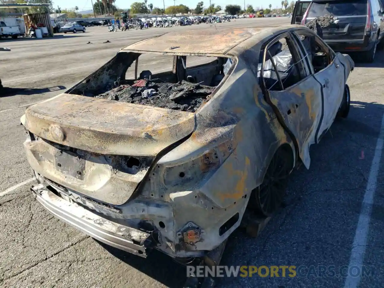 4 Photograph of a damaged car 4T1J11AK1LU323473 TOYOTA CAMRY 2020