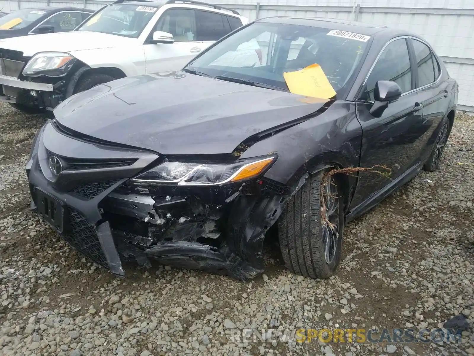 2 Photograph of a damaged car 4T1J11AK1LU892078 TOYOTA CAMRY 2020