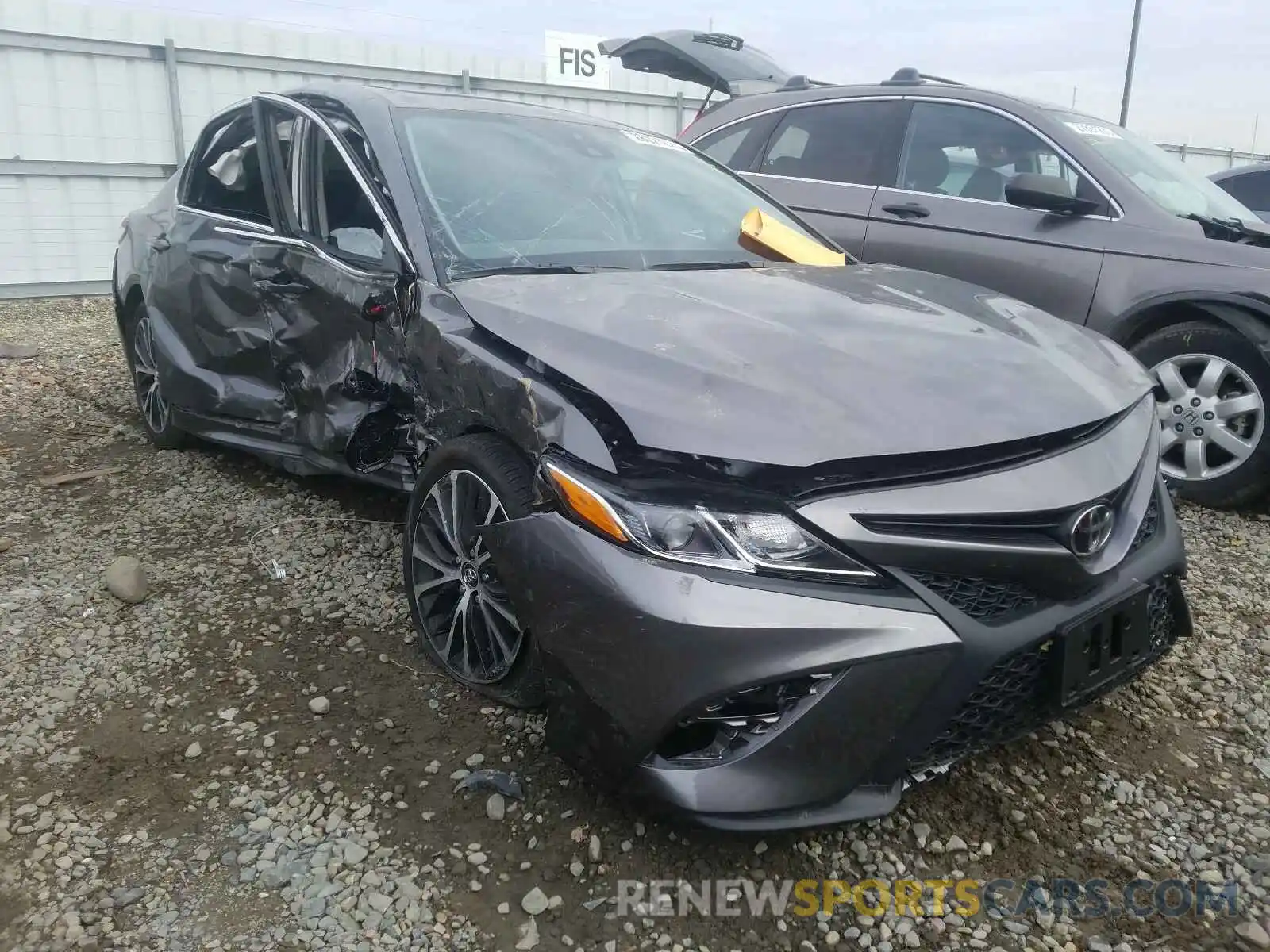 9 Photograph of a damaged car 4T1J11AK1LU892078 TOYOTA CAMRY 2020