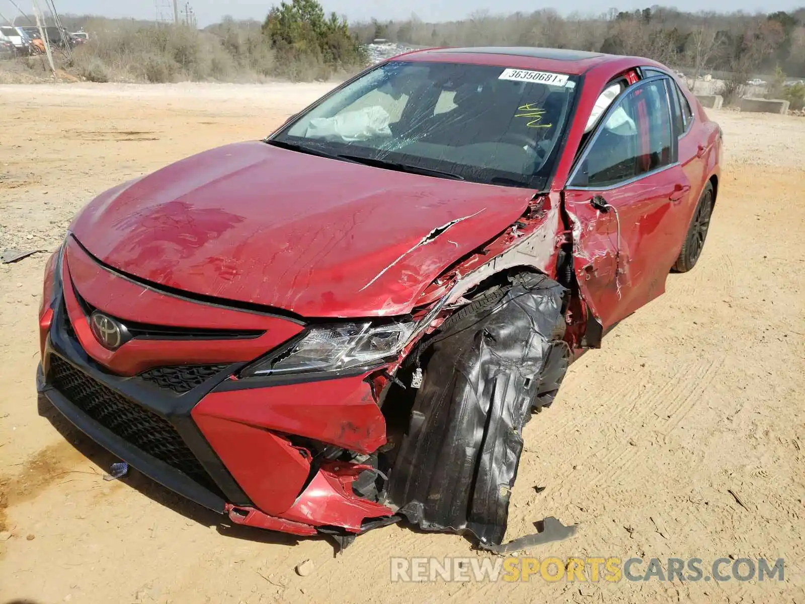 2 Photograph of a damaged car 4T1J11AK2LU372844 TOYOTA CAMRY 2020