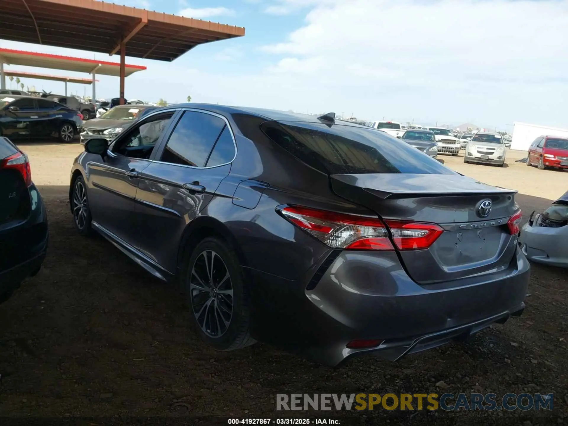 3 Photograph of a damaged car 4T1J11AK3LU941295 TOYOTA CAMRY 2020
