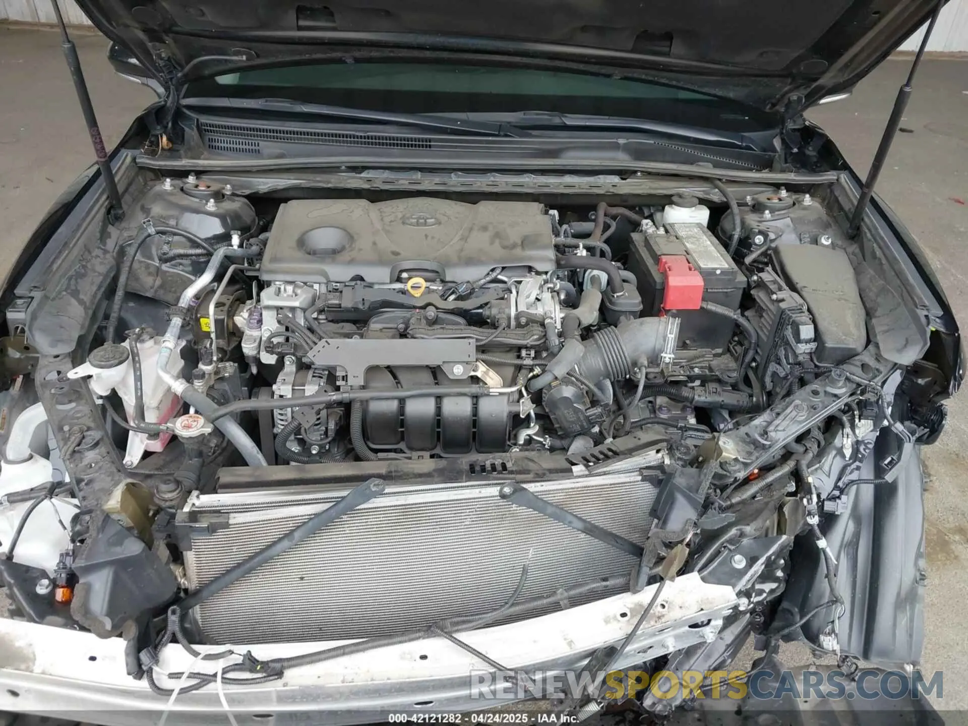 10 Photograph of a damaged car 4T1J11AK5LU339174 TOYOTA CAMRY 2020