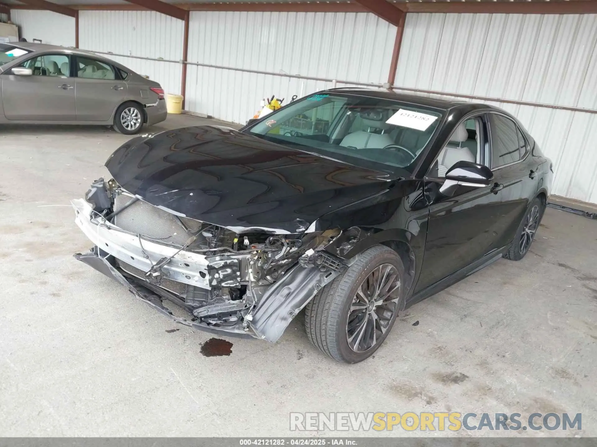 2 Photograph of a damaged car 4T1J11AK5LU339174 TOYOTA CAMRY 2020