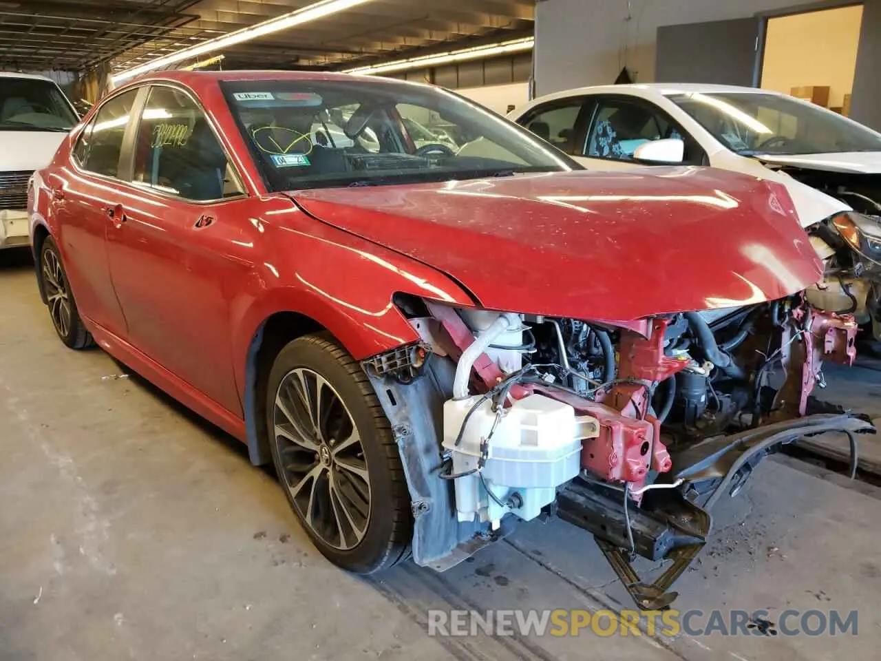 1 Photograph of a damaged car 4T1J11AK6LU314557 TOYOTA CAMRY 2020