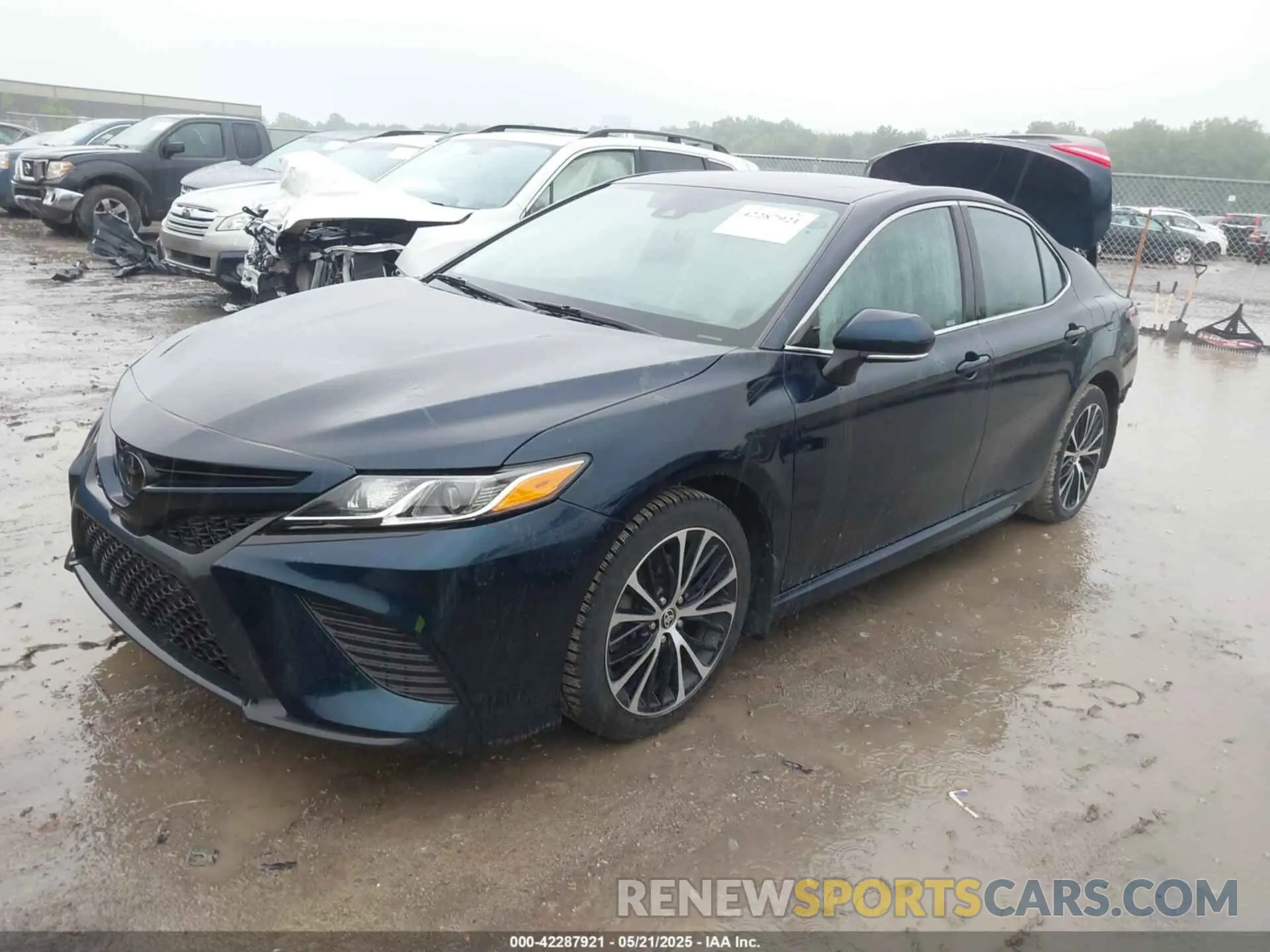 2 Photograph of a damaged car 4T1J11AK6LU998946 TOYOTA CAMRY 2020
