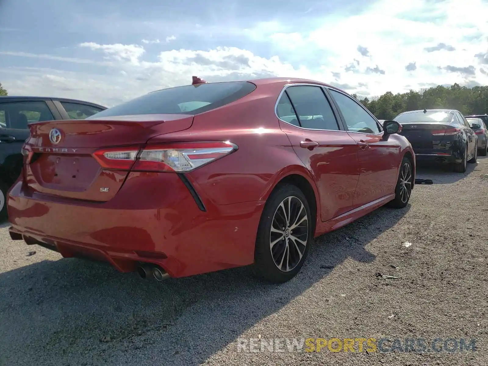 4 Photograph of a damaged car 4T1J11AK7LU314650 TOYOTA CAMRY 2020