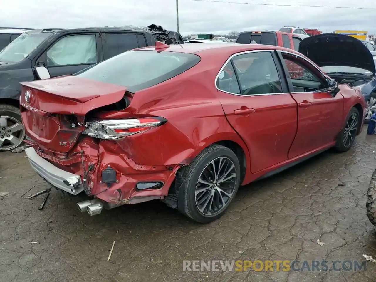 3 Photograph of a damaged car 4T1J11AK7LU335160 TOYOTA CAMRY 2020