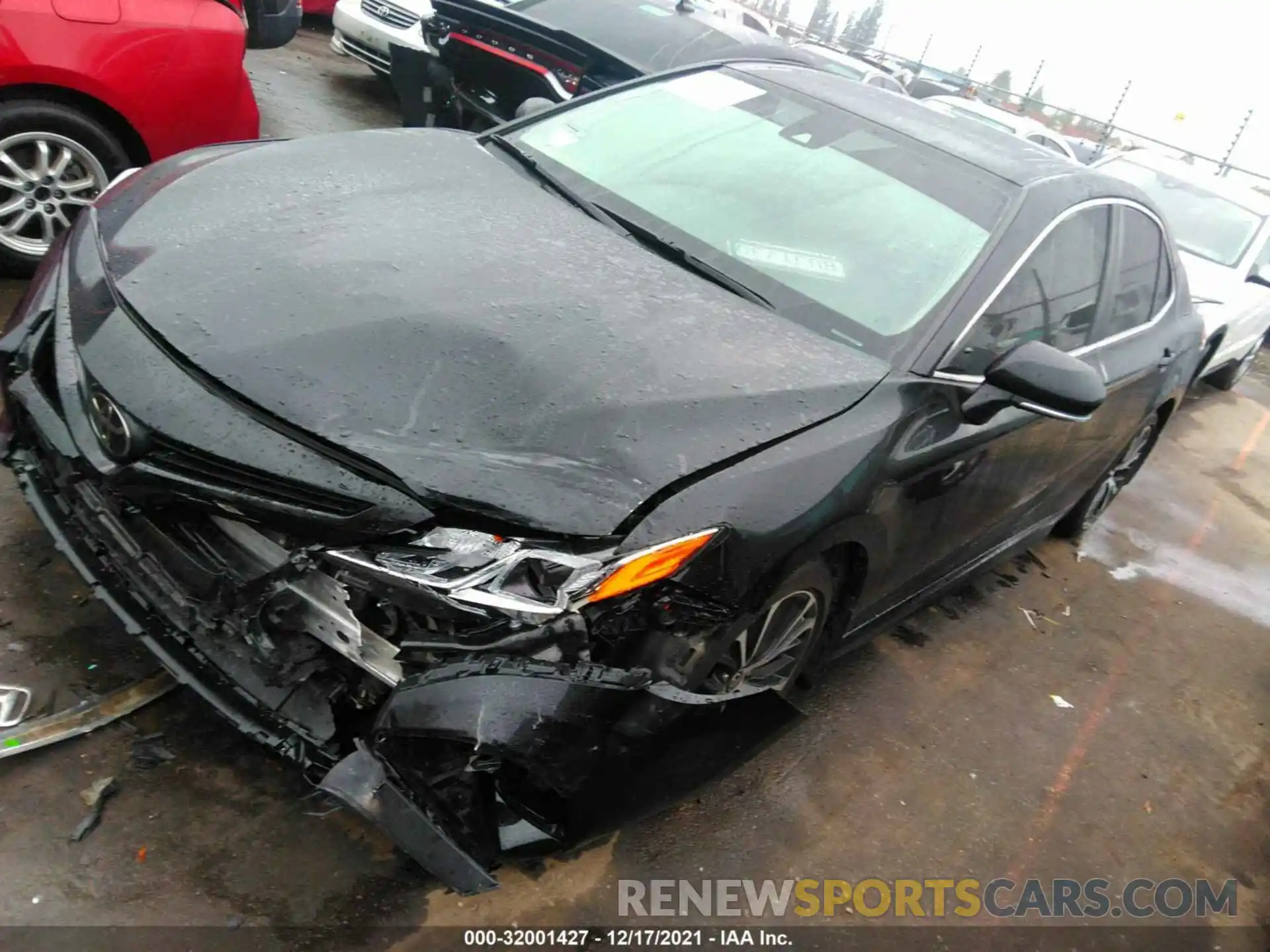 2 Photograph of a damaged car 4T1J11AK8LU511245 TOYOTA CAMRY 2020