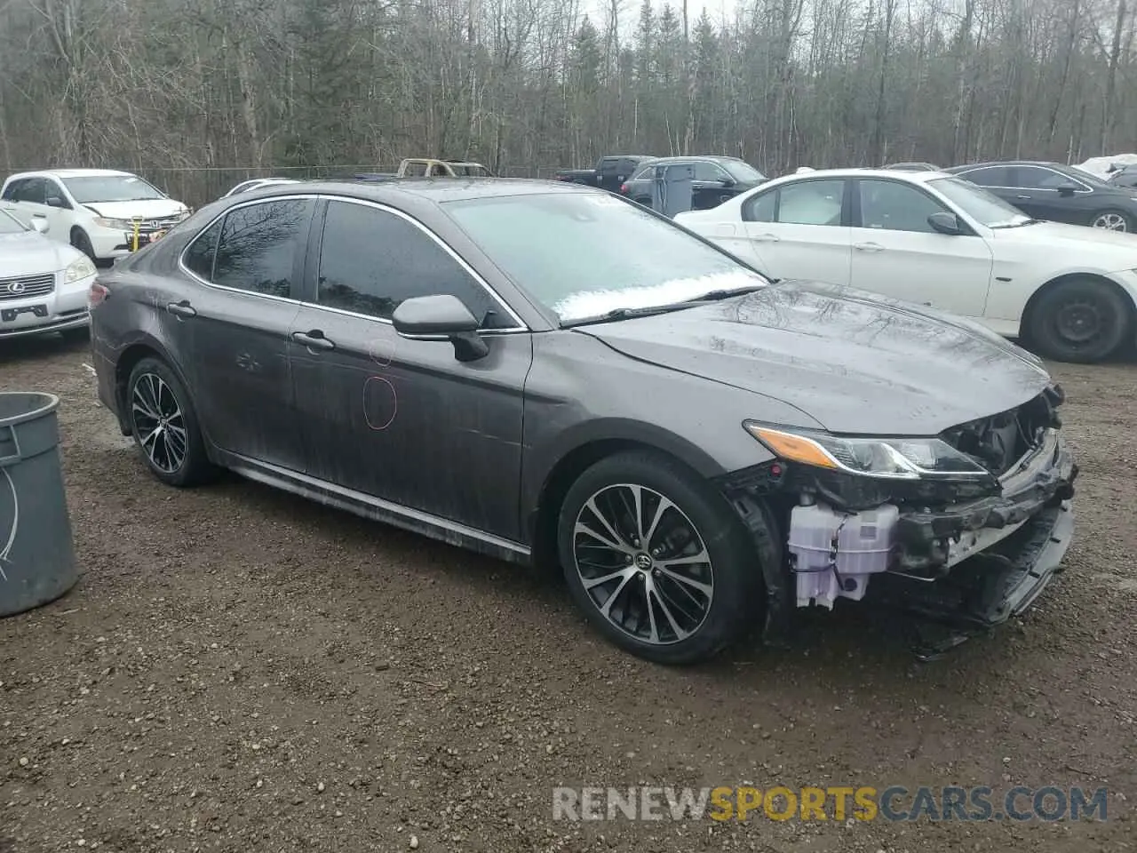 4 Photograph of a damaged car 4T1J11AK8LU939672 TOYOTA CAMRY 2020