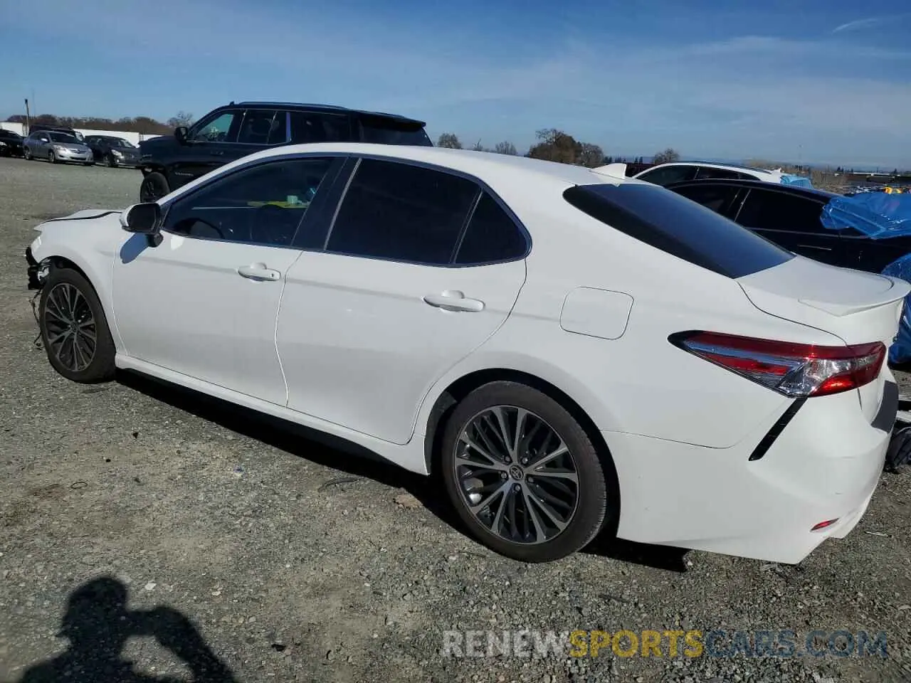 2 Photograph of a damaged car 4T1J11AK8LU962045 TOYOTA CAMRY 2020