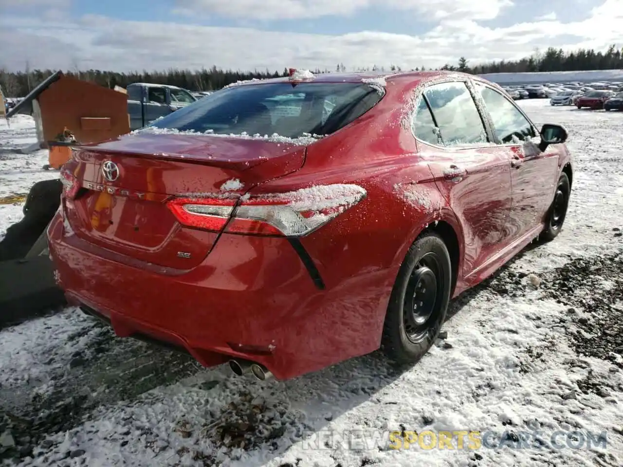 4 Photograph of a damaged car 4T1J11AKXLU318210 TOYOTA CAMRY 2020