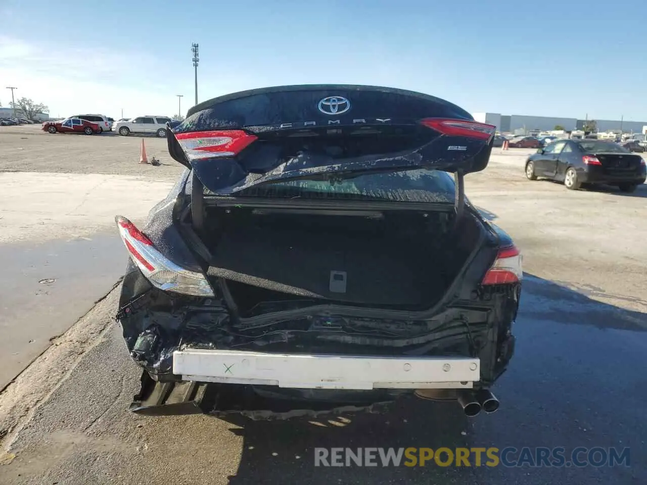 6 Photograph of a damaged car 4T1J11AKXLU344905 TOYOTA CAMRY 2020