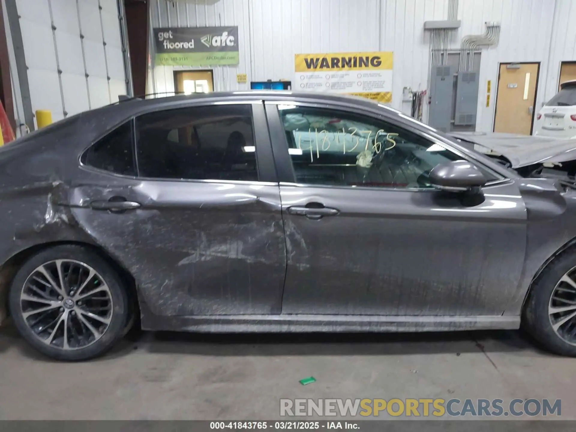 14 Photograph of a damaged car 4T1J11AKXLU922887 TOYOTA CAMRY 2020