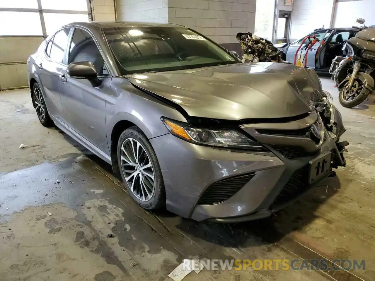 1 Photograph of a damaged car 4T1J11BK4LU003885 TOYOTA CAMRY 2020