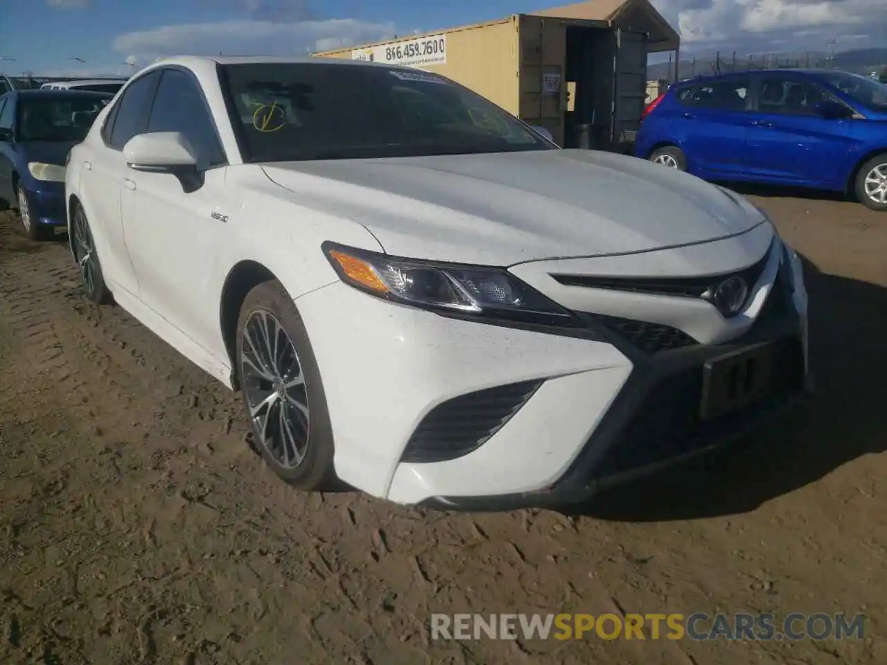 1 Photograph of a damaged car 4T1J31AK0LU535887 TOYOTA CAMRY 2020