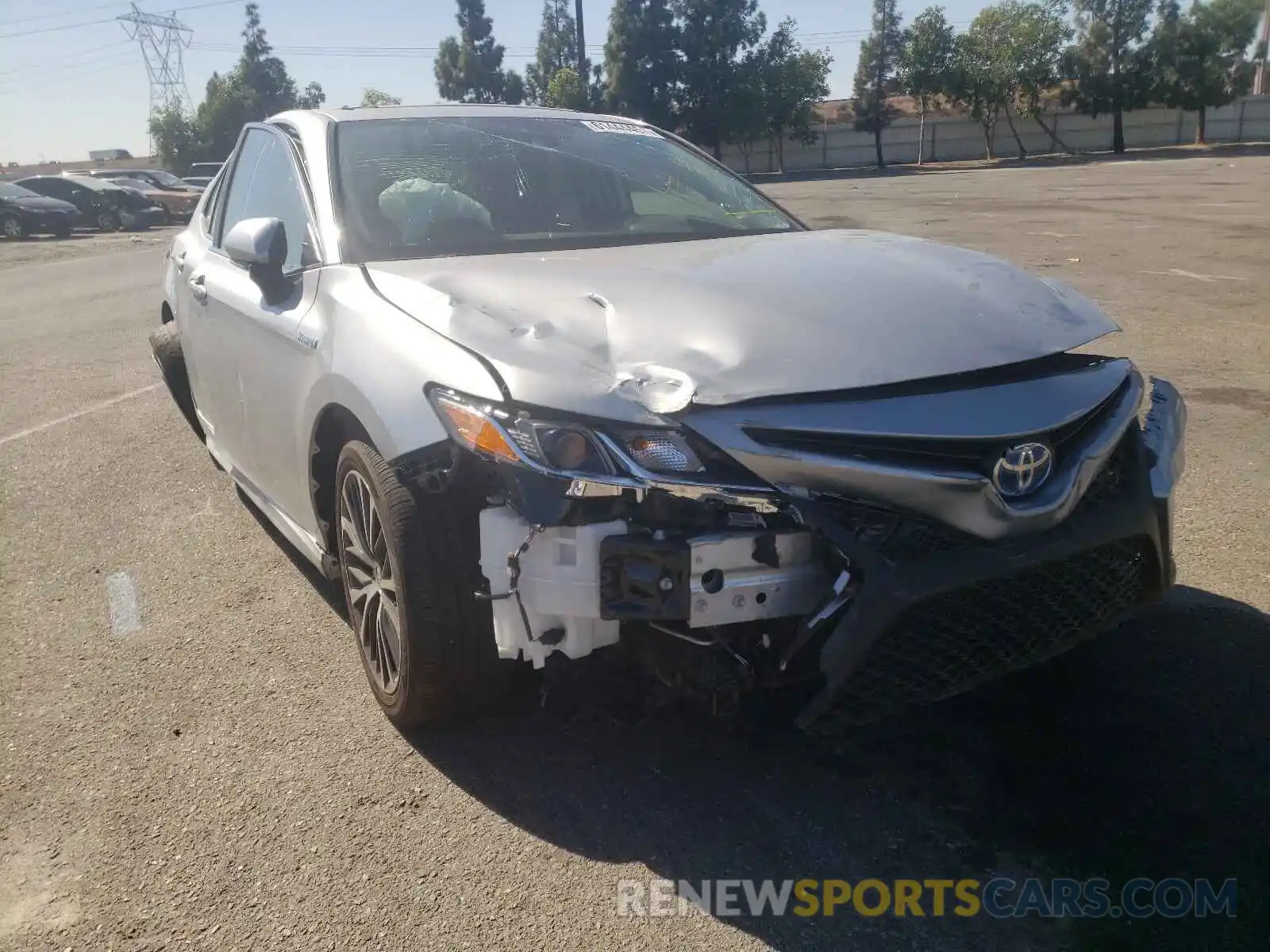 9 Photograph of a damaged car 4T1J31AK1LU016850 TOYOTA CAMRY 2020