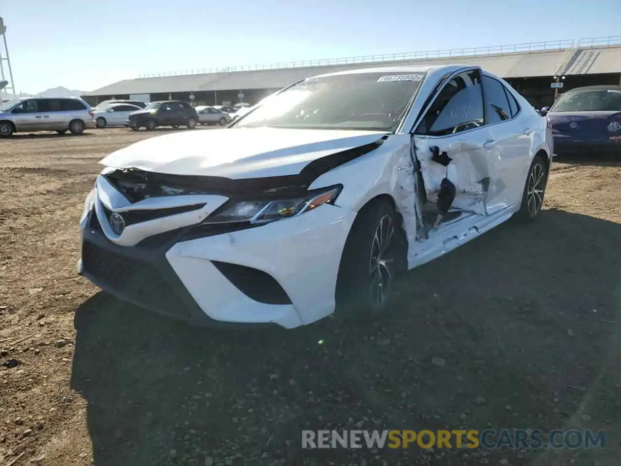 2 Photograph of a damaged car 4T1J31AK2LU009745 TOYOTA CAMRY 2020