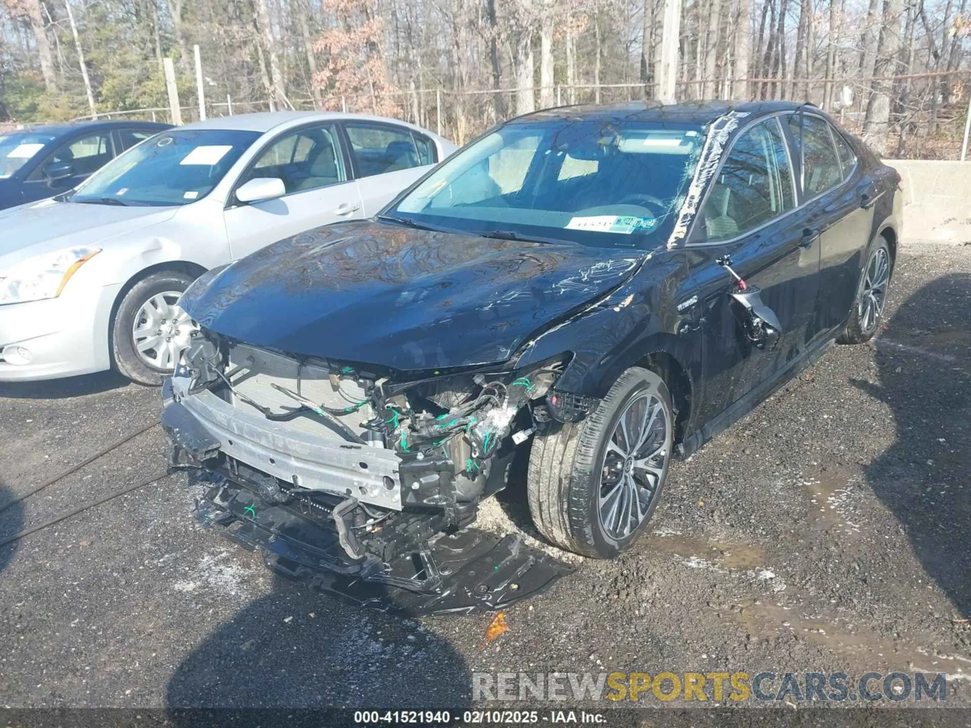 6 Photograph of a damaged car 4T1J31AK2LU543375 TOYOTA CAMRY 2020