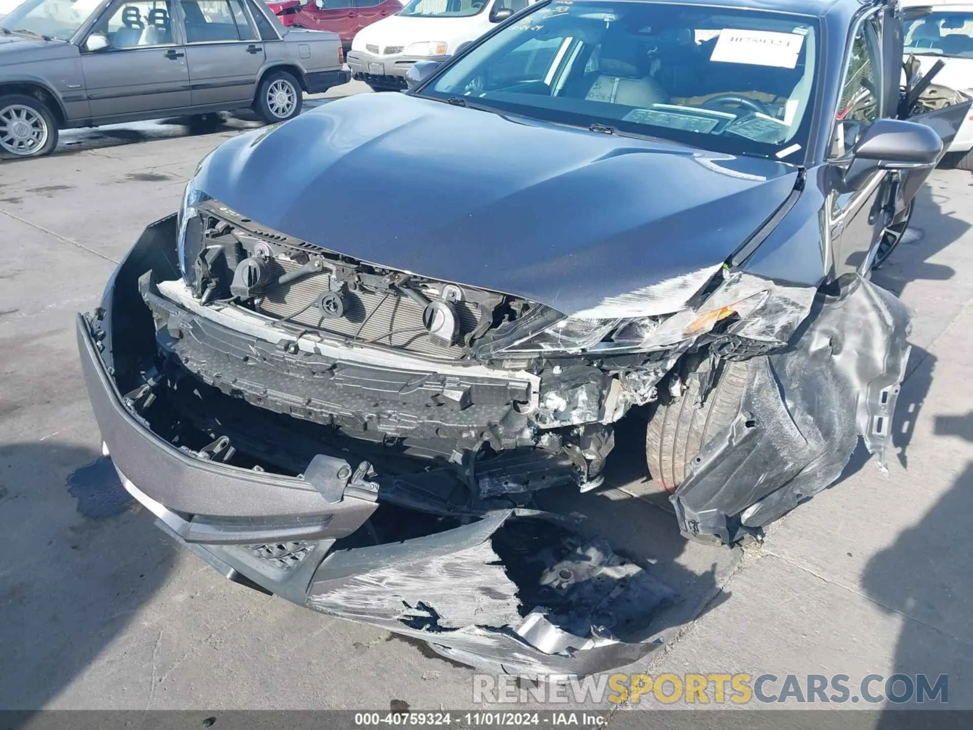 17 Photograph of a damaged car 4T1J31AK3LU523085 TOYOTA CAMRY 2020