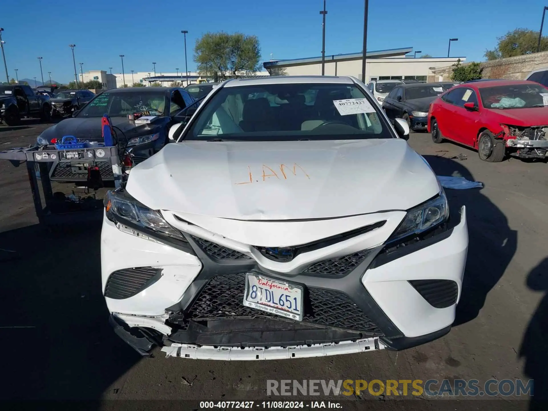 11 Photograph of a damaged car 4T1J31AK3LU534569 TOYOTA CAMRY 2020