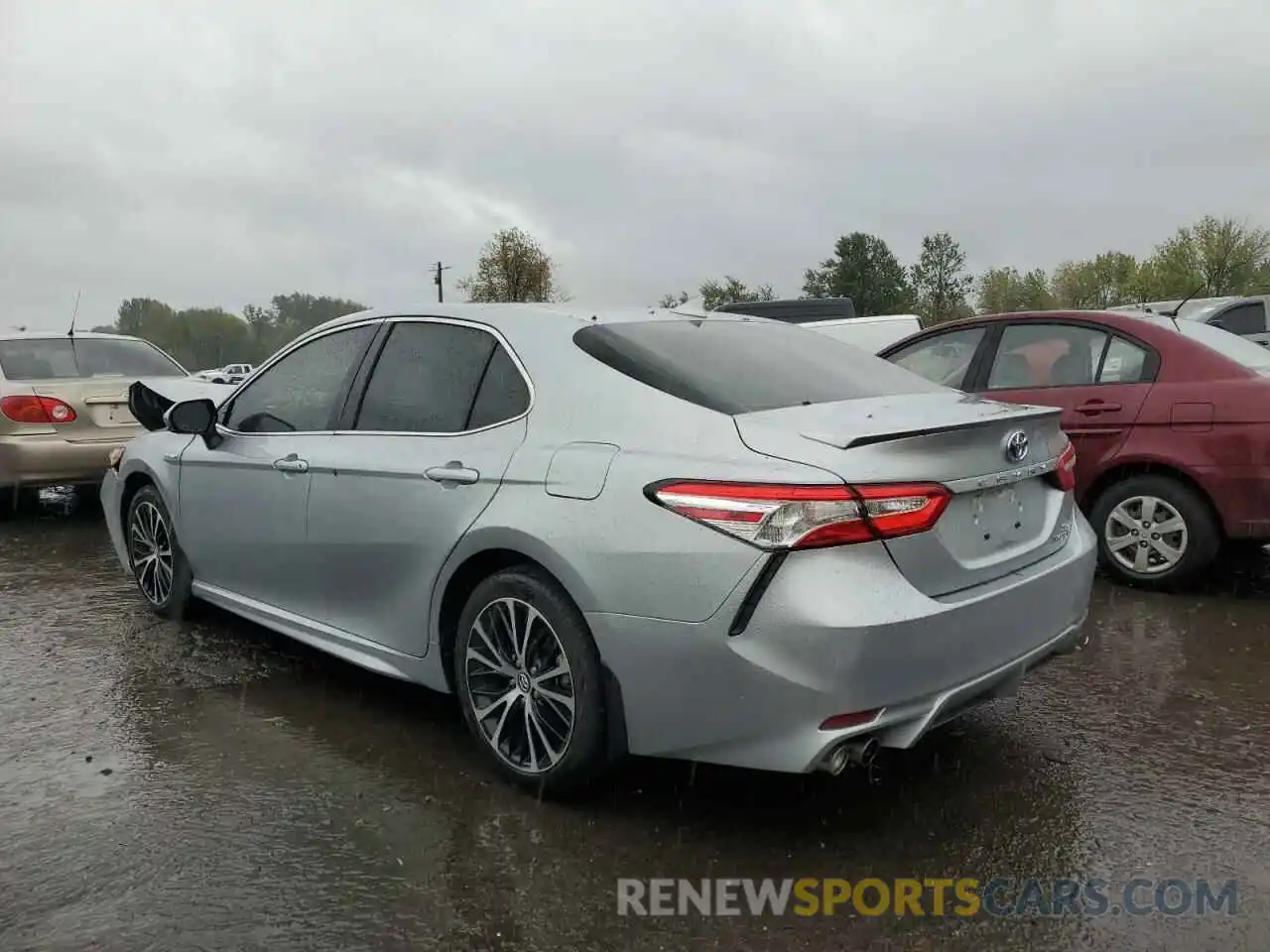 3 Photograph of a damaged car 4T1J31AK7LU524594 TOYOTA CAMRY 2020