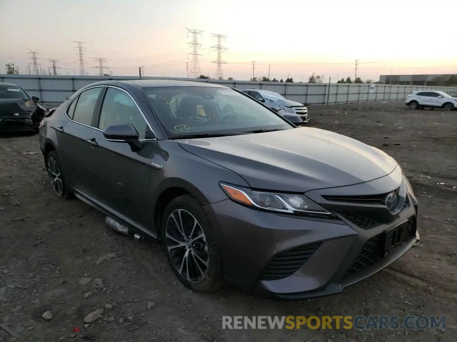 1 Photograph of a damaged car 4T1J31AK7LU531562 TOYOTA CAMRY 2020