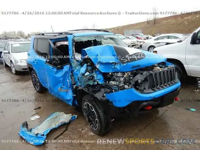 2 Photograph of a damaged car 4T1J31AK7LU545770 TOYOTA CAMRY 2020