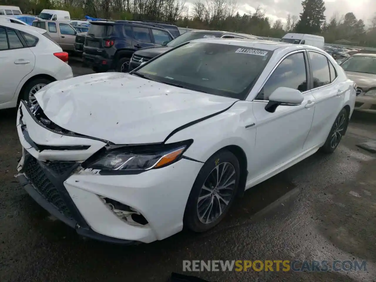 2 Photograph of a damaged car 4T1J31AK8LU535894 TOYOTA CAMRY 2020