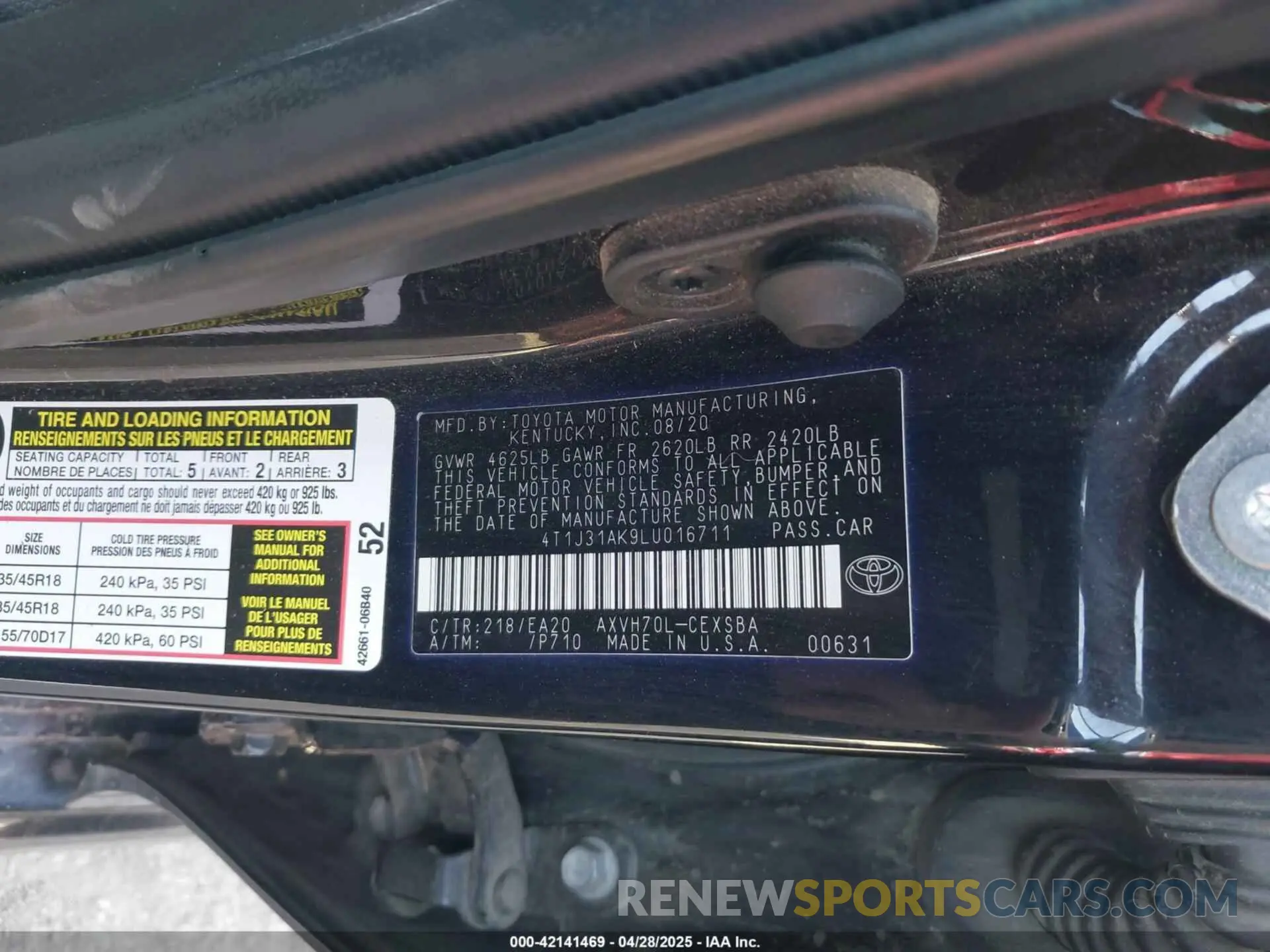 9 Photograph of a damaged car 4T1J31AK9LU016711 TOYOTA CAMRY 2020