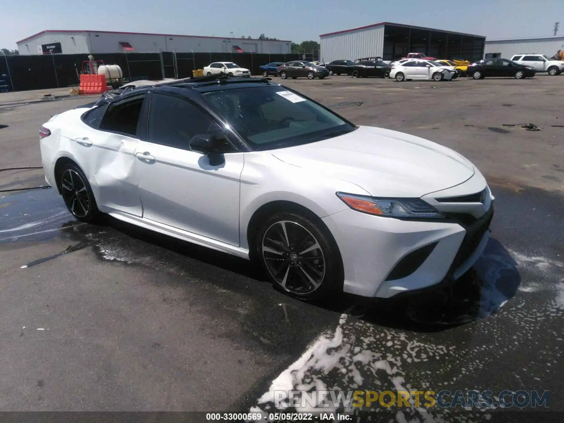 1 Photograph of a damaged car 4T1K61AK0LU327441 TOYOTA CAMRY 2020