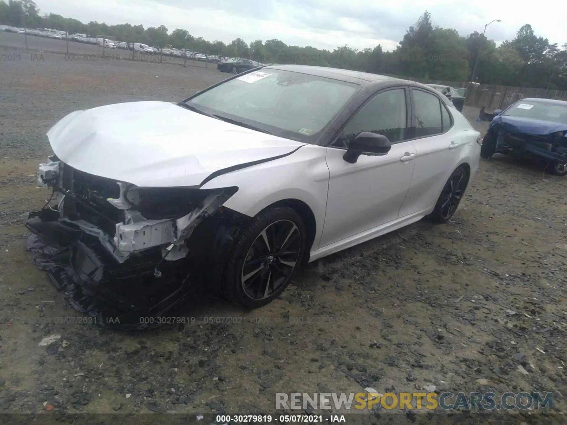 2 Photograph of a damaged car 4T1K61AK0LU334504 TOYOTA CAMRY 2020