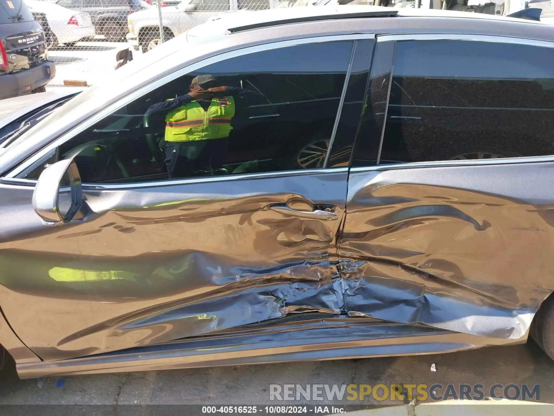 14 Photograph of a damaged car 4T1K61AK0LU355501 TOYOTA CAMRY 2020