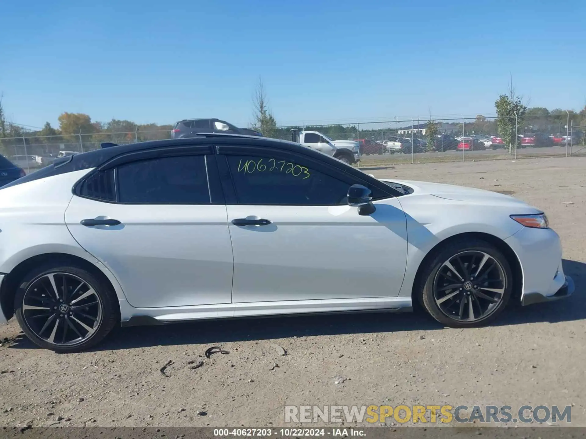 13 Photograph of a damaged car 4T1K61AK0LU363128 TOYOTA CAMRY 2020