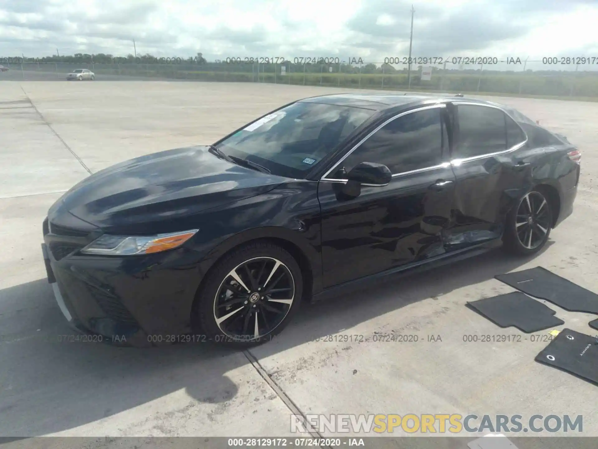 2 Photograph of a damaged car 4T1K61AK0LU363551 TOYOTA CAMRY 2020