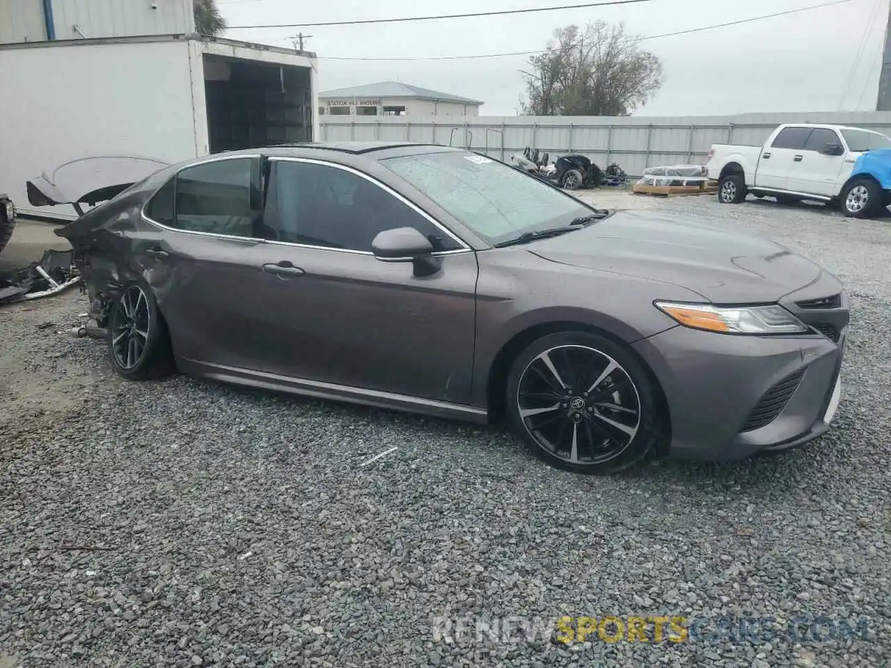 4 Photograph of a damaged car 4T1K61AK0LU503078 TOYOTA CAMRY 2020