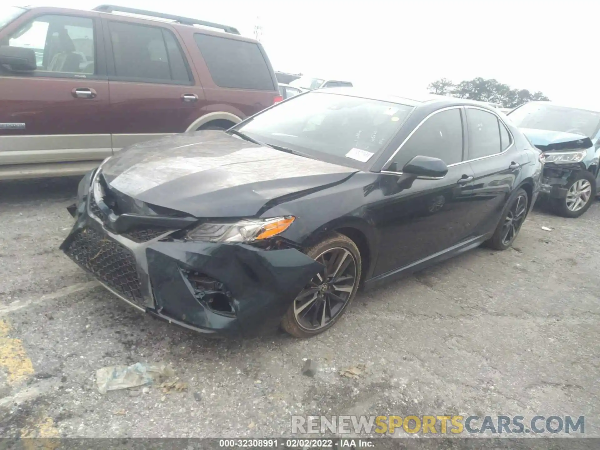 2 Photograph of a damaged car 4T1K61AK0LU505221 TOYOTA CAMRY 2020